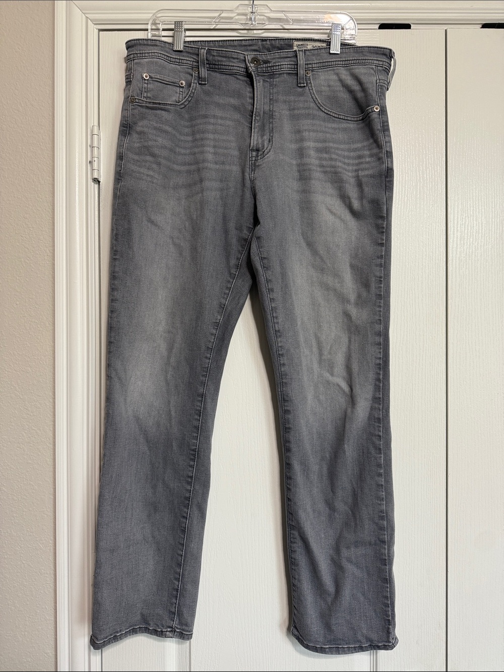 Daniel Cremieux Men's Gray Straight Jeans